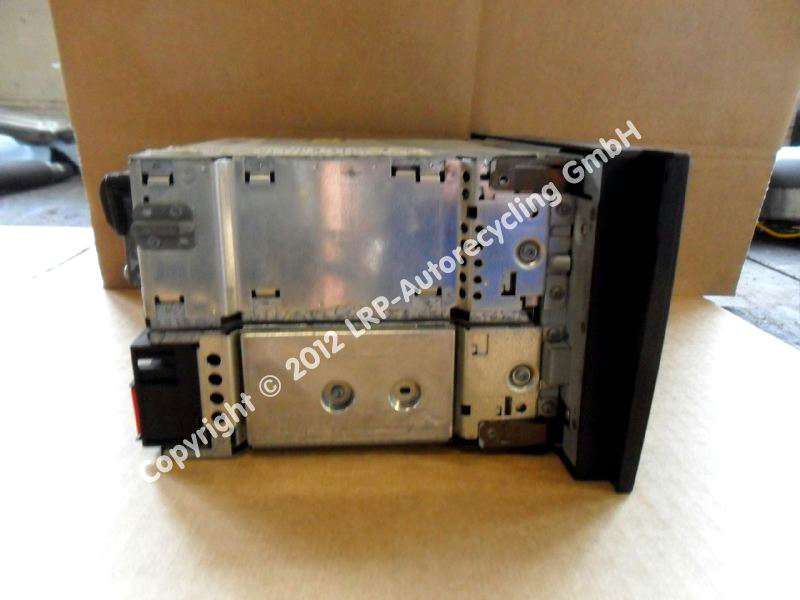 Audi A4 8D original Navigationssystem 8D0035192D 7612001398 BLAUPUNKT BJ1999